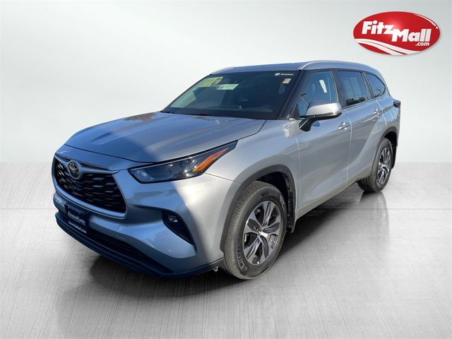 2024 Toyota Highlander XLE