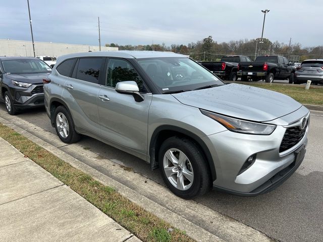 2024 Toyota Highlander XLE