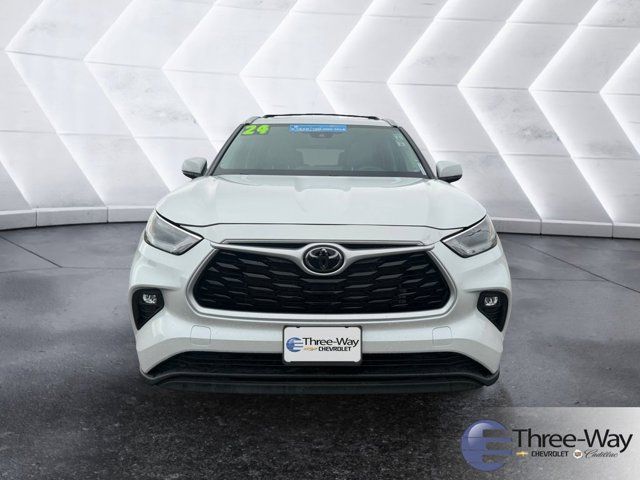 2024 Toyota Highlander XLE