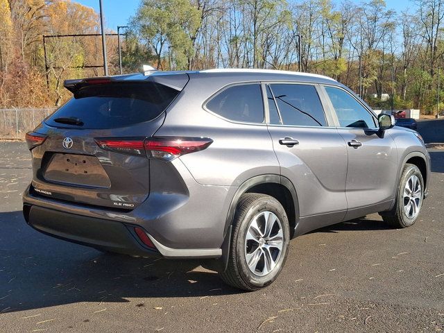 2024 Toyota Highlander XLE