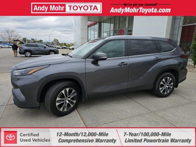 2024 Toyota Highlander XLE