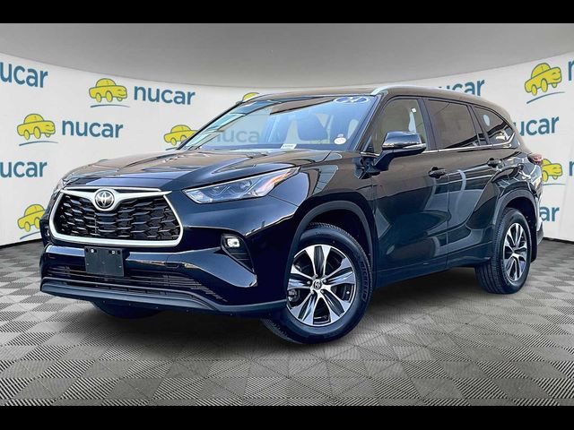 2024 Toyota Highlander XLE