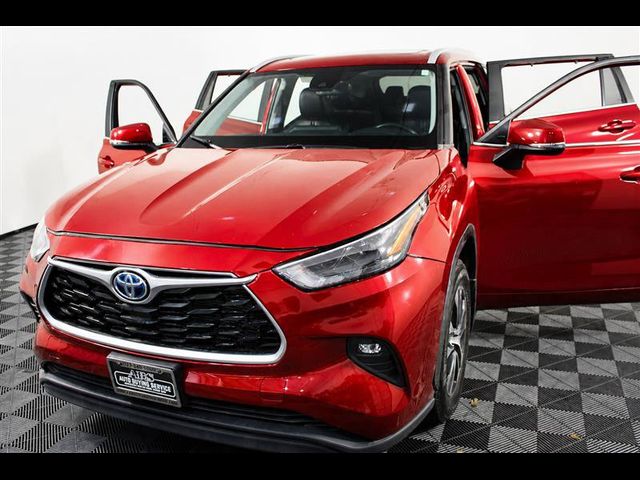 2024 Toyota Highlander XLE