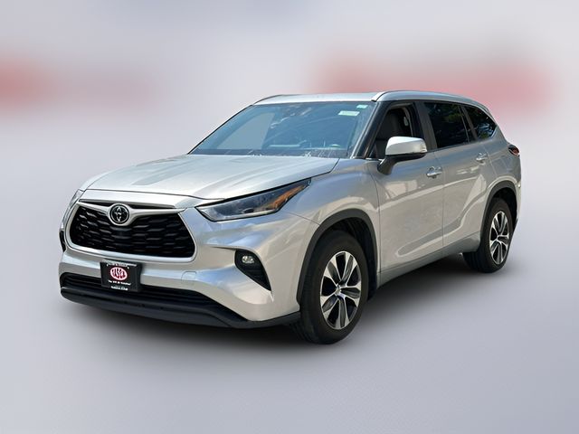 2024 Toyota Highlander XLE