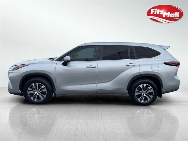 2024 Toyota Highlander XLE