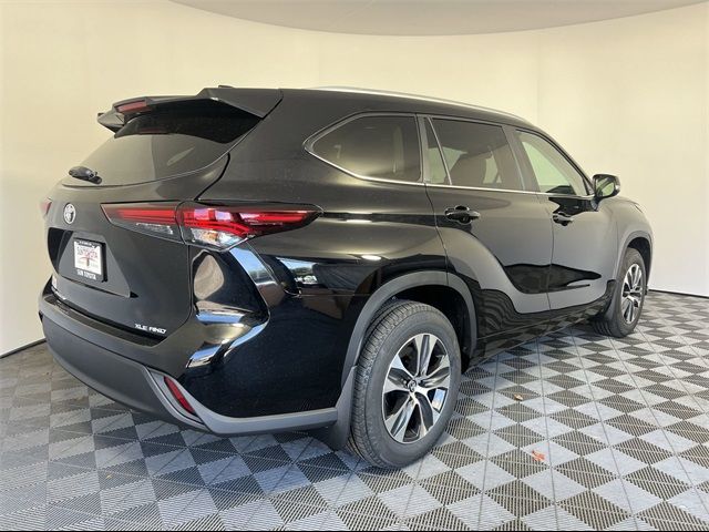 2024 Toyota Highlander XLE