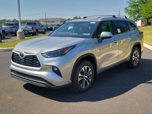 2024 Toyota Highlander XLE