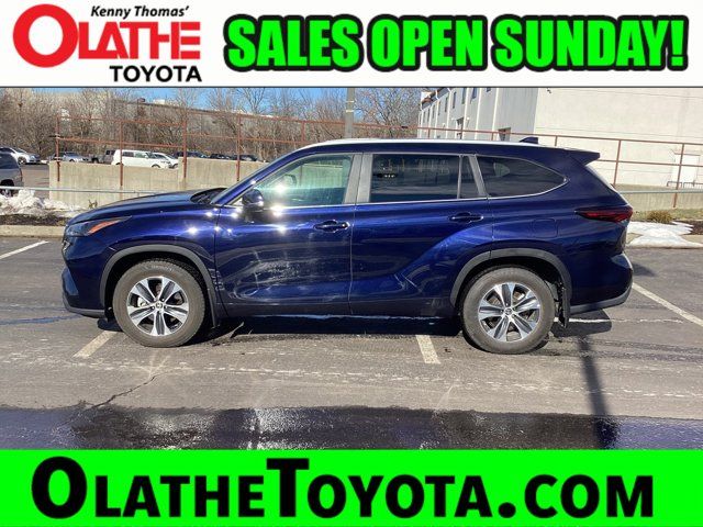 2024 Toyota Highlander XLE