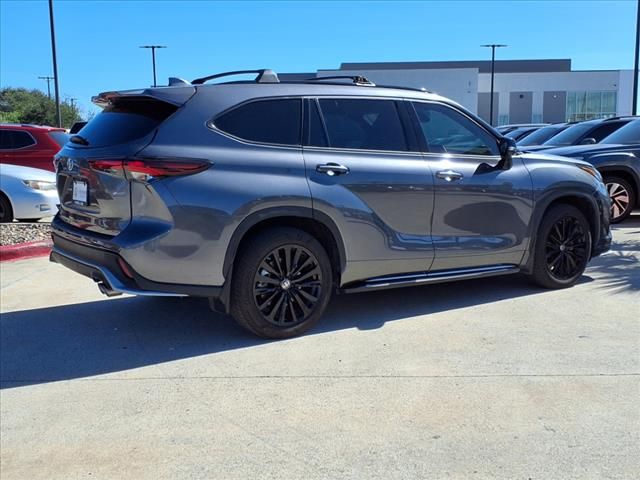 2024 Toyota Highlander XSE