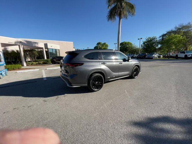 2024 Toyota Highlander XSE