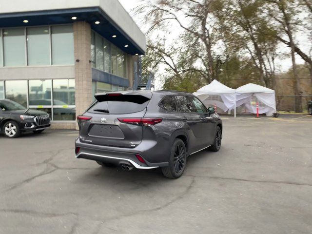 2024 Toyota Highlander XSE