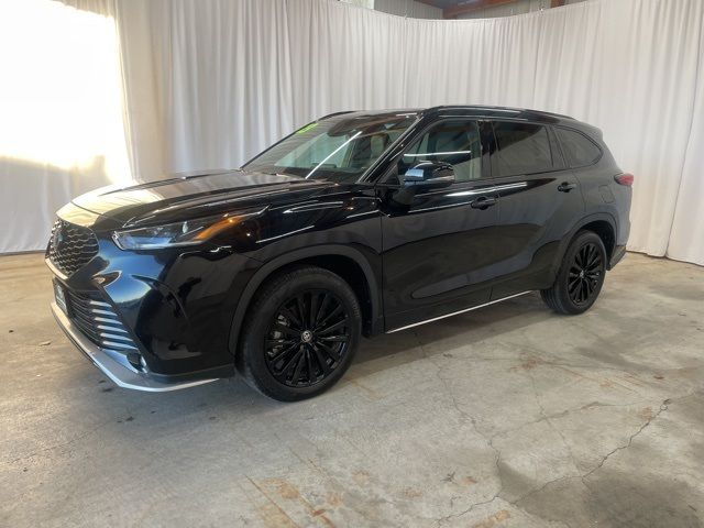 2024 Toyota Highlander XSE