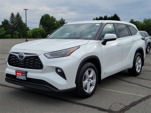 2024 Toyota Highlander Hybrid LE