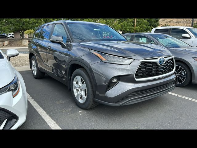 2024 Toyota Highlander Hybrid LE