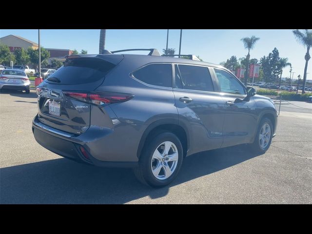 2024 Toyota Highlander Hybrid LE