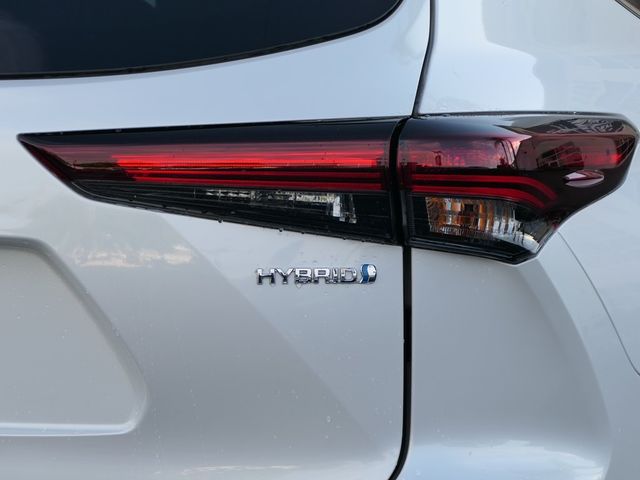 2024 Toyota Highlander Hybrid LE