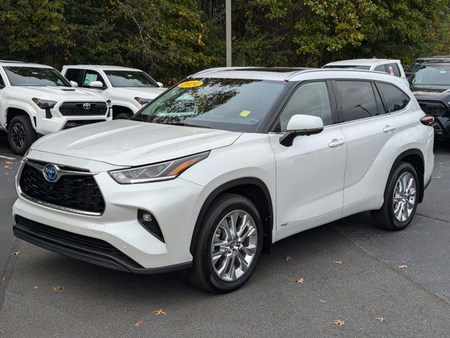 2024 Toyota Highlander Hybrid Limited