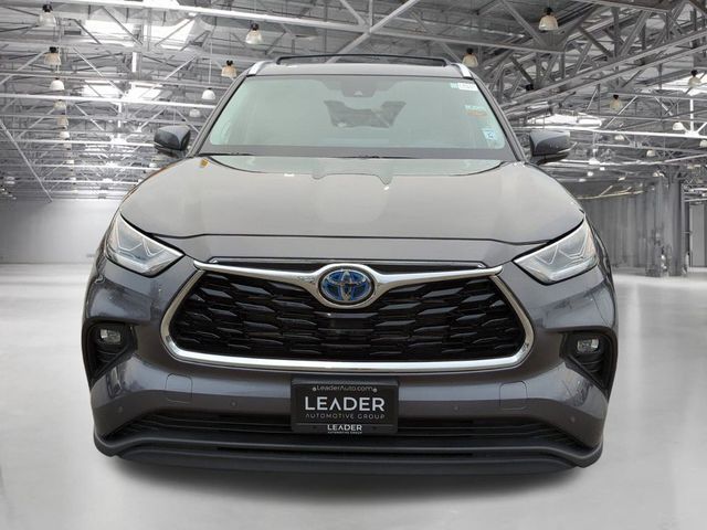 2024 Toyota Highlander Hybrid Limited