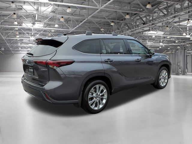 2024 Toyota Highlander Hybrid Limited