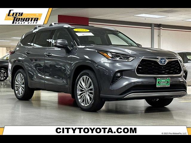 2024 Toyota Highlander Hybrid Platinum