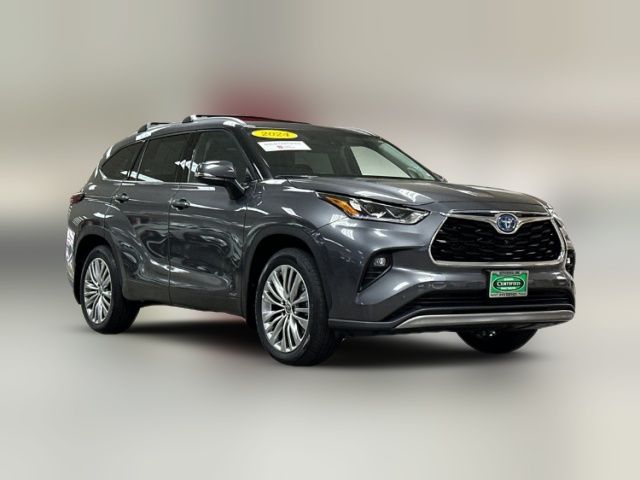 2024 Toyota Highlander Hybrid Platinum