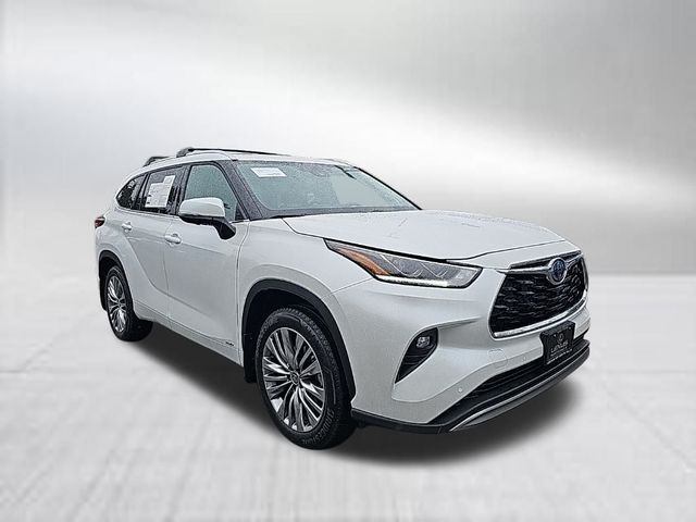 2024 Toyota Highlander Hybrid Platinum