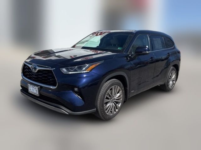 2024 Toyota Highlander Hybrid Platinum