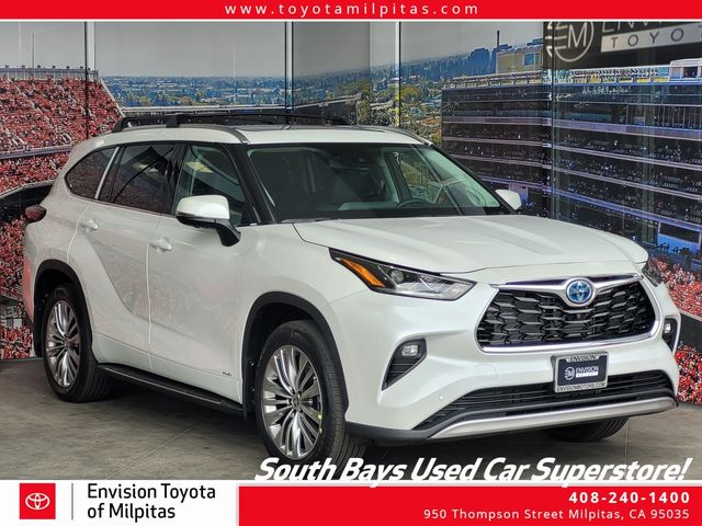 2024 Toyota Highlander Hybrid Platinum