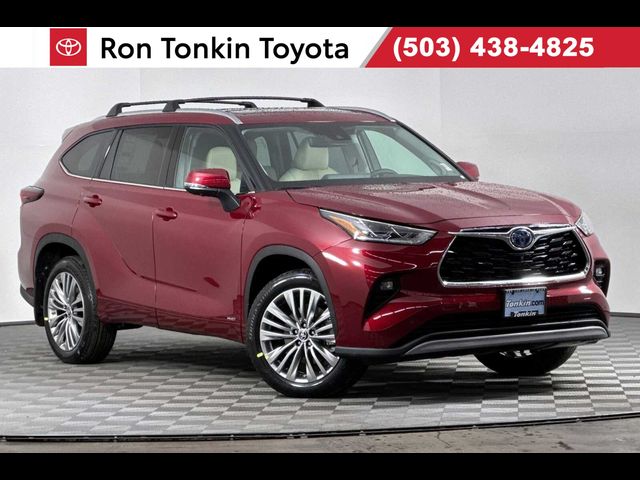 2024 Toyota Highlander Hybrid Platinum