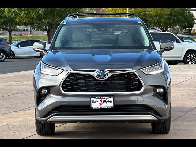 2024 Toyota Highlander Hybrid Platinum