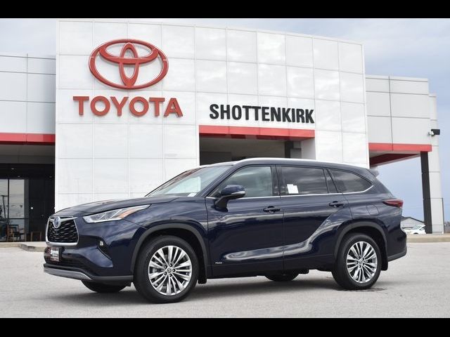 2024 Toyota Highlander Hybrid Platinum