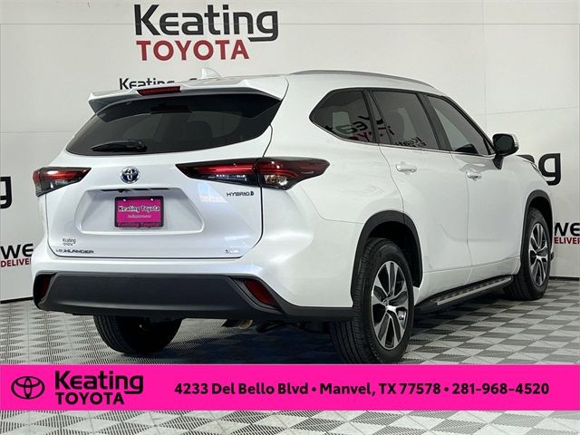 2024 Toyota Highlander Hybrid XLE