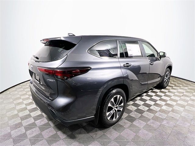 2024 Toyota Highlander Hybrid XLE