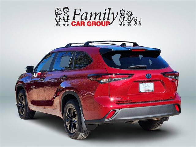 2024 Toyota Highlander Hybrid XLE Nightshade