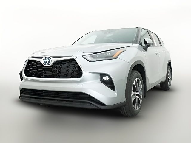 2024 Toyota Highlander Hybrid XLE