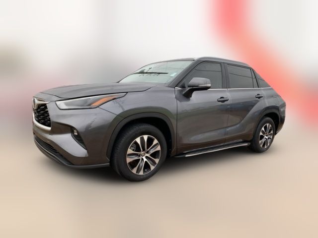 2024 Toyota Highlander Hybrid XLE