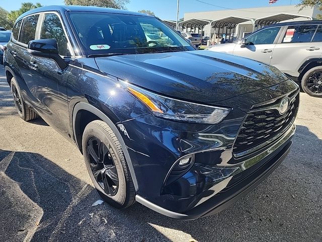 2024 Toyota Highlander Hybrid XLE