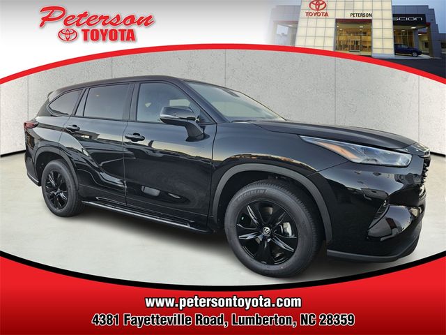 2024 Toyota Highlander Hybrid LE Nightshade