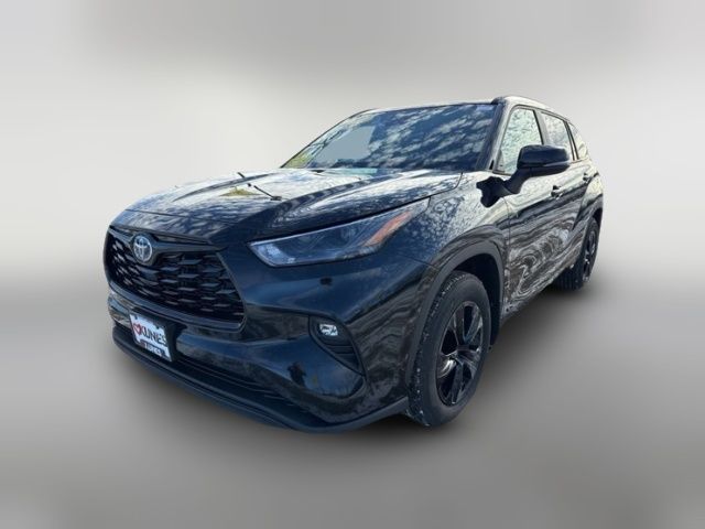 2024 Toyota Highlander 