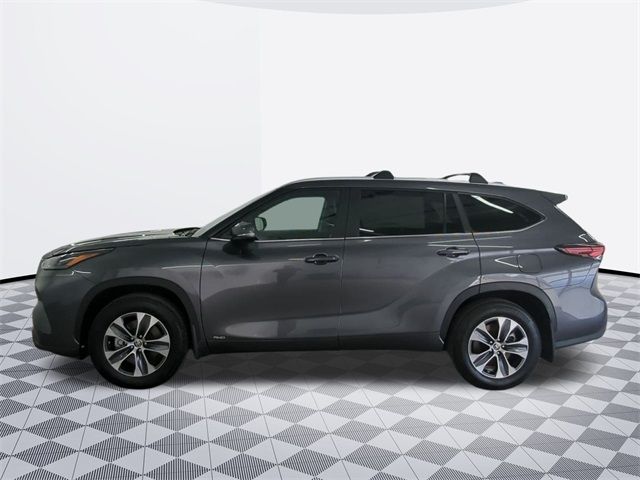 2024 Toyota Highlander Hybrid XLE