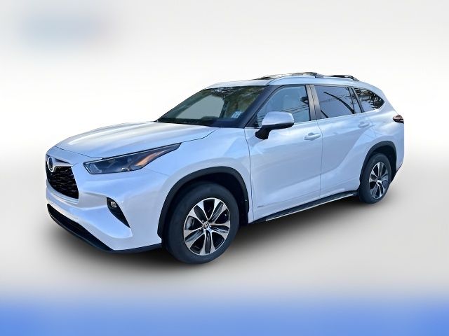 2024 Toyota Highlander Hybrid XLE