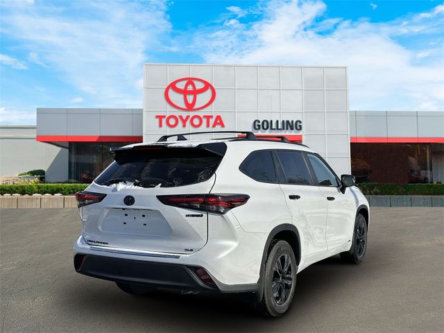 2024 Toyota Highlander Hybrid XLE