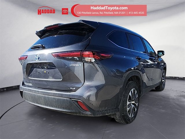 2024 Toyota Highlander Hybrid XLE