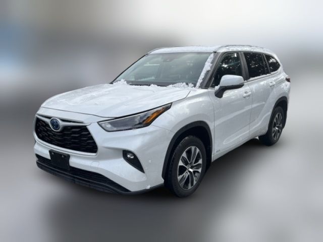 2024 Toyota Highlander Hybrid XLE