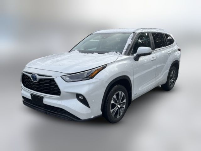 2024 Toyota Highlander Hybrid XLE