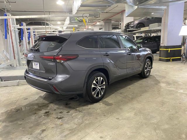 2024 Toyota Highlander Hybrid XLE