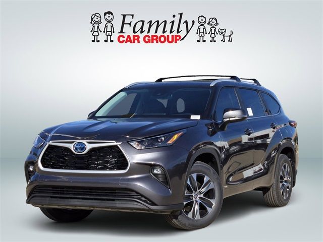 2024 Toyota Highlander Hybrid XLE