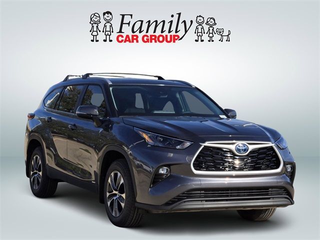 2024 Toyota Highlander Hybrid XLE