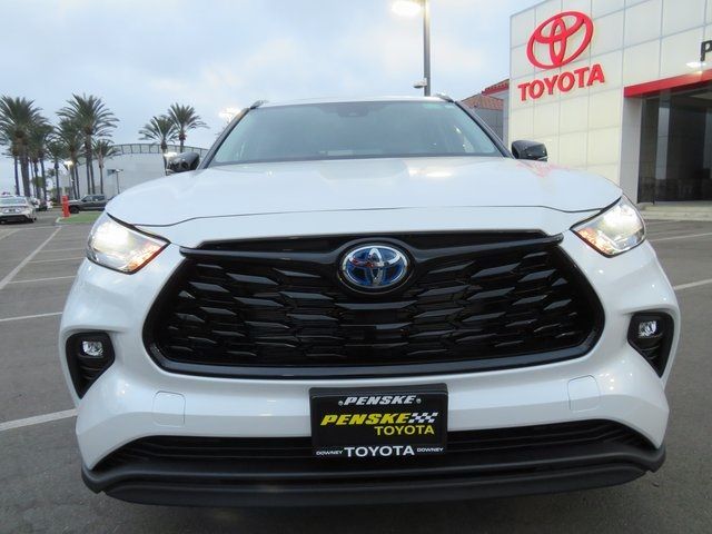 2024 Toyota Highlander Hybrid XLE Nightshade