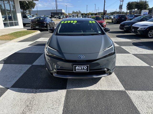 2024 Toyota Prius XLE